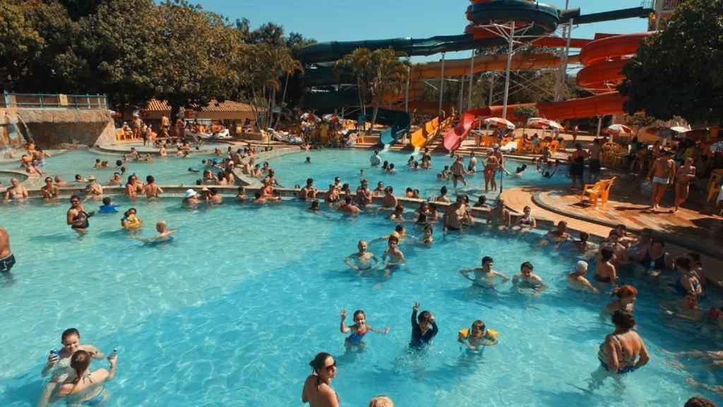 Piazza Diroma - Cortesia Park Diroma, Splash E Slide Caldas Novas Exterior photo